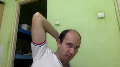 Snaiky online show from October 2025 09:55:02 PM