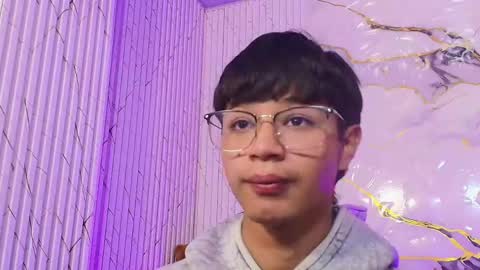 spark_tay online show from May 2026 04:07:02 AM
