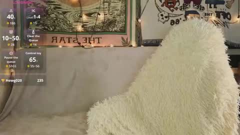 Snapshot of sparky_fox chatting on May 2026 01:35:01 AM Nika online show from May 2026 01:35:01 AM