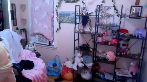 Snapshot of spawnofademon chatting on October 2025 02:31:01 PM spawnofademon online show from October 2025 02:31:01 PM