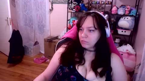 Snapshot of spawnofademon chatting on April 2026 05:47:02 AM spawnofademon online show from April 2026 05:47:02 AM