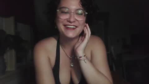 Snapshot of spiceberrybb chatting on September 2025 01:17:01 AM spiceberrybb online show from September 2025 01:17:01 AM