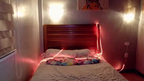 Leah online show from January 2026 07:08:02 PM