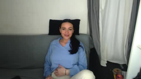 Carla online show from March 2026 04:15:01 PM