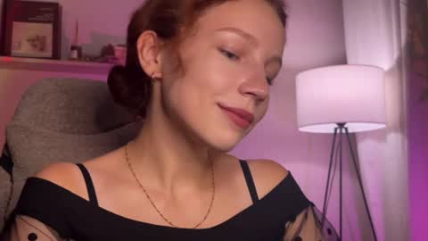 spicy___caramel online show from September 2025 04:56:01 PM