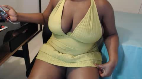 Snapshot of spicychocolatestrawberry chatting on May 2026 07:08:01 PM SPICYCHOCSTRAW online show from May 2026 07:08:01 PM