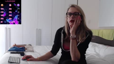 Spicysweetlytwo online show from October 2025 01:45:02 PM