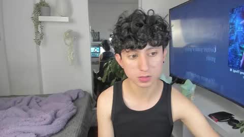 spider_baby_ online show from December 2025 11:47:02 PM