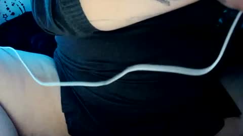 Vanessa Spade online show from November 2025 10:48:02 AM