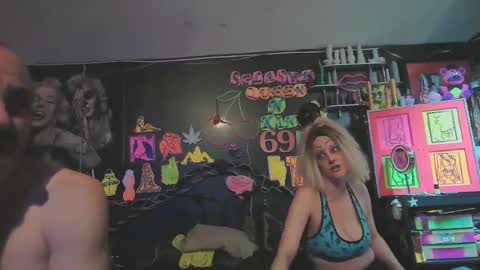 Daddy  His Splash Queen online show from April 2026 12:31:01 AM