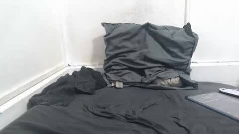 splashyyyz online show from November 2025 02:44:01 PM