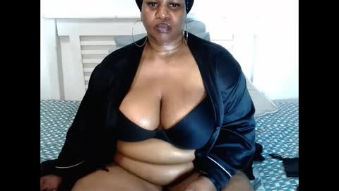 Snapshot of splendidtalitha chatting on November 2025 02:29:01 PM SplendidTalitha online show from November 2025 02:29:01 PM