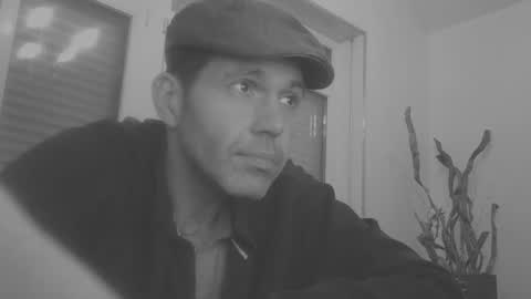 Snapshot of spliffray chatting on December 2024 03:16:02 AM spliffray online show from December 2024 03:16:02 AM