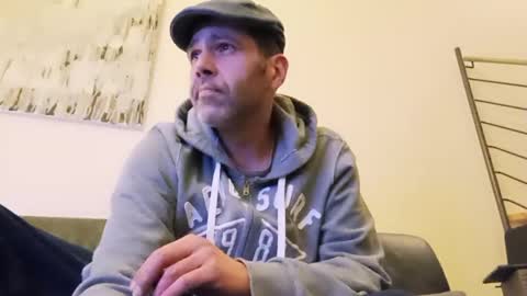 Snapshot of spliffray chatting on March 2025 03:29:01 AM spliffray online show from March 2025 03:29:01 AM