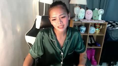 Snapshot of spoileme_babexx chatting on January 2025 06:52:02 AM CALL ME RAINE online show from January 2025 06:52:02 AM