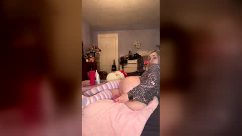 Snapshot of sporegeous chatting on February 2026 08:12:02 PM sporegeous online show from February 2026 08:12:02 PM