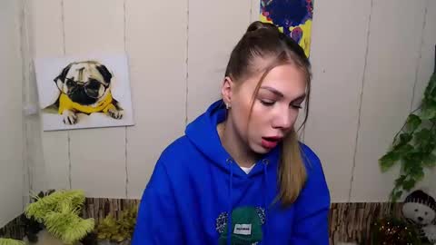 Snapshot of sport_tall_karina chatting on December 2024 11:00:01 AM Karina online show from December 2024 11:00:01 AM