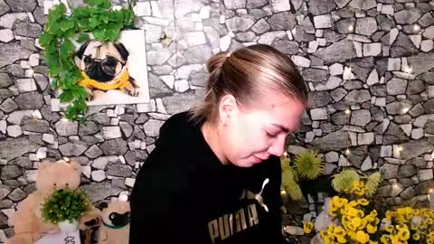 Snapshot of sport_tall_karina chatting on October 2025 06:57:01 AM Karina online show from October 2025 06:57:01 AM