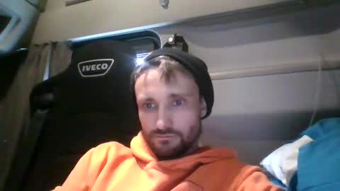 spyco82 online show from February 2025 02:34:02 PM