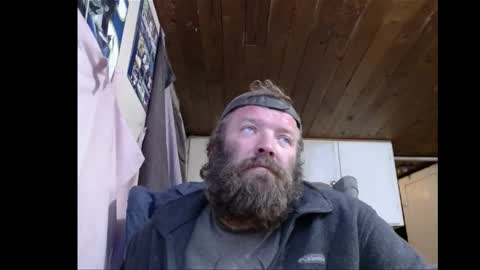 Snapshot of squegly chatting on October 2025 12:19:01 PM Bryan online show from October 2025 12:19:01 PM