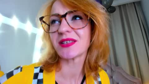 Alisa online show from October 2025 02:28:02 PM