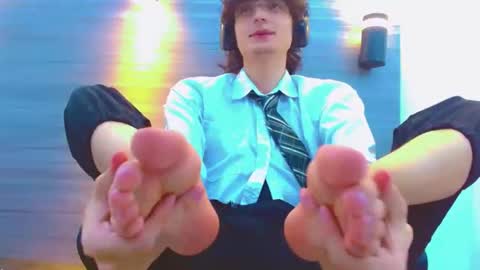 ethan online show from April 2026 01:41:01 PM