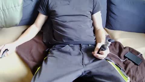 Snapshot of srevinu chatting on December 2025 10:24:01 AM Srevinu online show from December 2025 10:24:01 AM