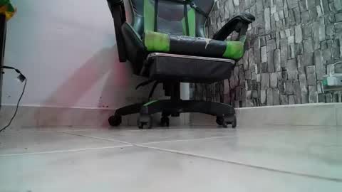 sr master cum its my old account online show from February 2025 06:52:01 PM