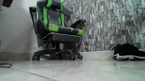 sr master cum its my old account online show from March 2025 09:57:01 PM