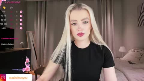 Alexandra online show from November 2025 09:46:02 PM