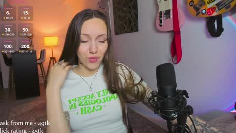 Snapshot of sshawty chatting on December 2024 01:32:02 PM Anni if Im offline for a long time Im depressed feel free to support me offline online show from December 2024 01:32:02 PM