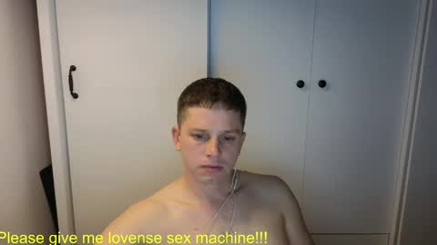 Snapshot of st1vemaster01 chatting on June 2026 02:41:02 PM st1vemaster01 online show from June 2026 02:41:02 PM