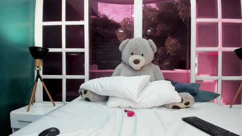 STAAR HOT online show from November 2025 12:26:01 PM