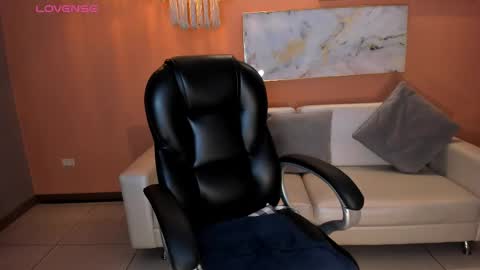 Stacy Woods online show from February 2025 05:16:02 PM