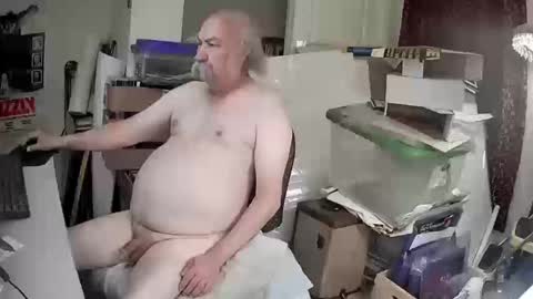 stache169 online show from October 2025 01:56:02 PM