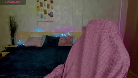 Snapshot of stacy_riiver chatting on February 2025 02:24:01 PM Stacy Mon Tue Wed Thu Fri Sun GMT GMT 3 1000am - 0400pm online show from February 2025 02:24:01 PM