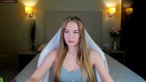 Stacy Mon Tue Wed Thu Fri Sun GMT GMT 3 1000am - 0400pm  online show from February 2026 09:17:01 AM