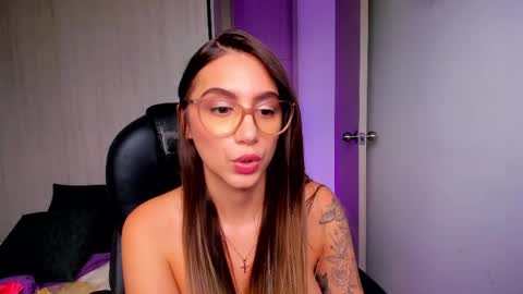Snapshot of stacyconner chatting on April 2026 08:57:02 PM Stacy Conner online show from April 2026 08:57:02 PM