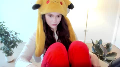 Stacy online show from November 2025 01:45:02 PM