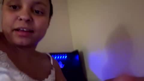 stacysquirtle online show from December 2025 06:08:02 AM