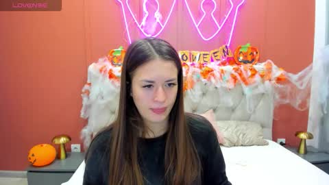 Stacy online show from October 2025 02:06:02 AM