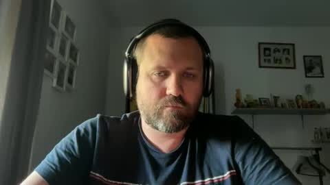 Peter online show from April 2026 05:00:02 PM