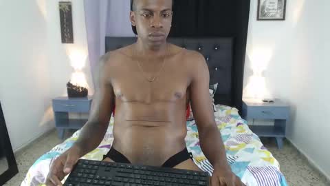 Snapshot of stanley_black chatting on October 2025 03:52:01 PM Stanley Black online show from October 2025 03:52:01 PM