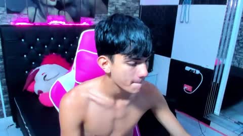 Snapshot of star_blew chatting on December 2024 02:26:02 PM star_blew online show from December 2024 02:26:02 PM