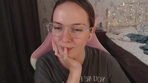 Alice online show from December 2024 10:13:02 PM