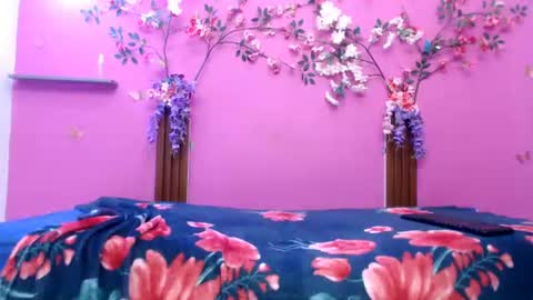 alejandra online show from June 2026 08:12:02 PM
