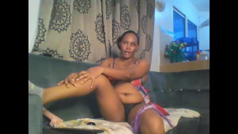 Snapshot of stargirl880271 chatting on December 2025 03:45:02 AM isha online show from December 2025 03:45:02 AM