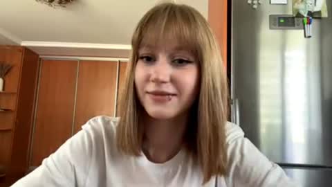 Snapshot of starhetzler chatting on June 2026 11:24:02 AM Adele online show from June 2026 11:24:02 AM