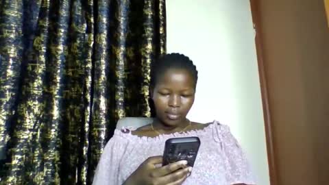 staria_luxe online show from October 2025 09:06:02 AM