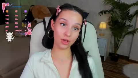 Your Fairy online show from October 2025 01:31:01 PM